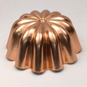 Vintage Copper Fluted Jell-O Mold w/Hanging Ring Retro Kitchen Farmhouse Cottage